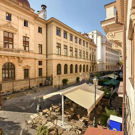 Location Old Town - New