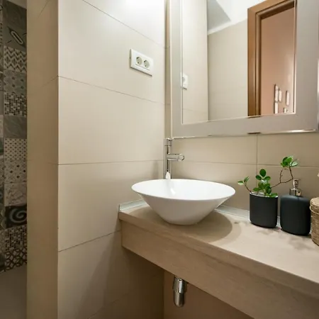 Location Old Town - New