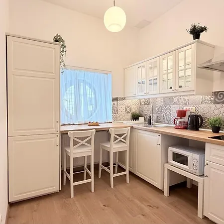 Location Old Town - New Bucureşti