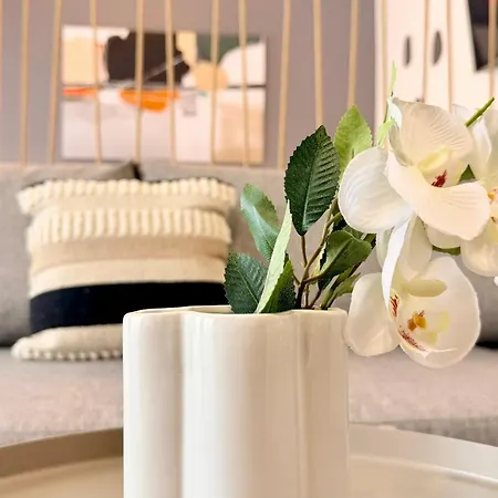 Location Old Town - New