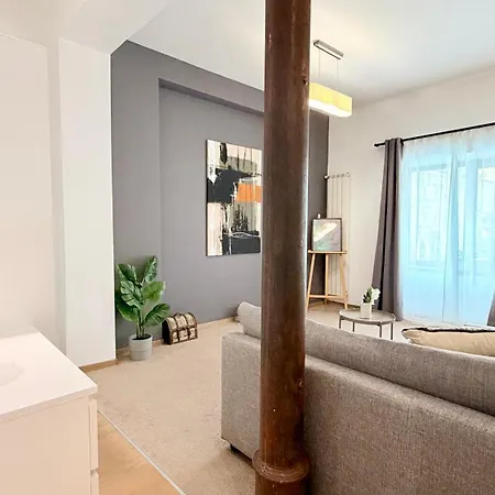 Location Old Town - New * Bukareszt