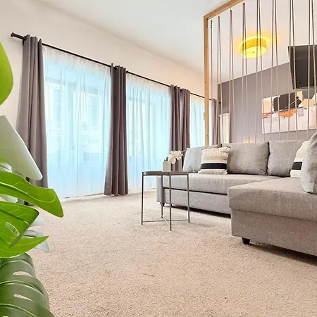 Location Old Town - New * Boekarest