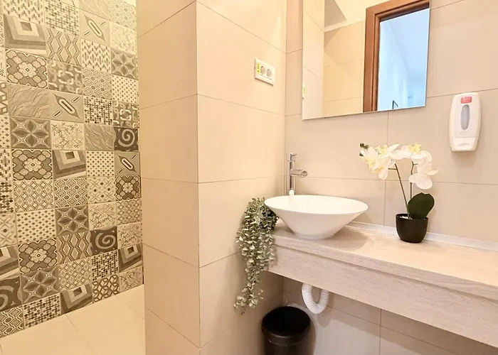 Location Old Town - New *